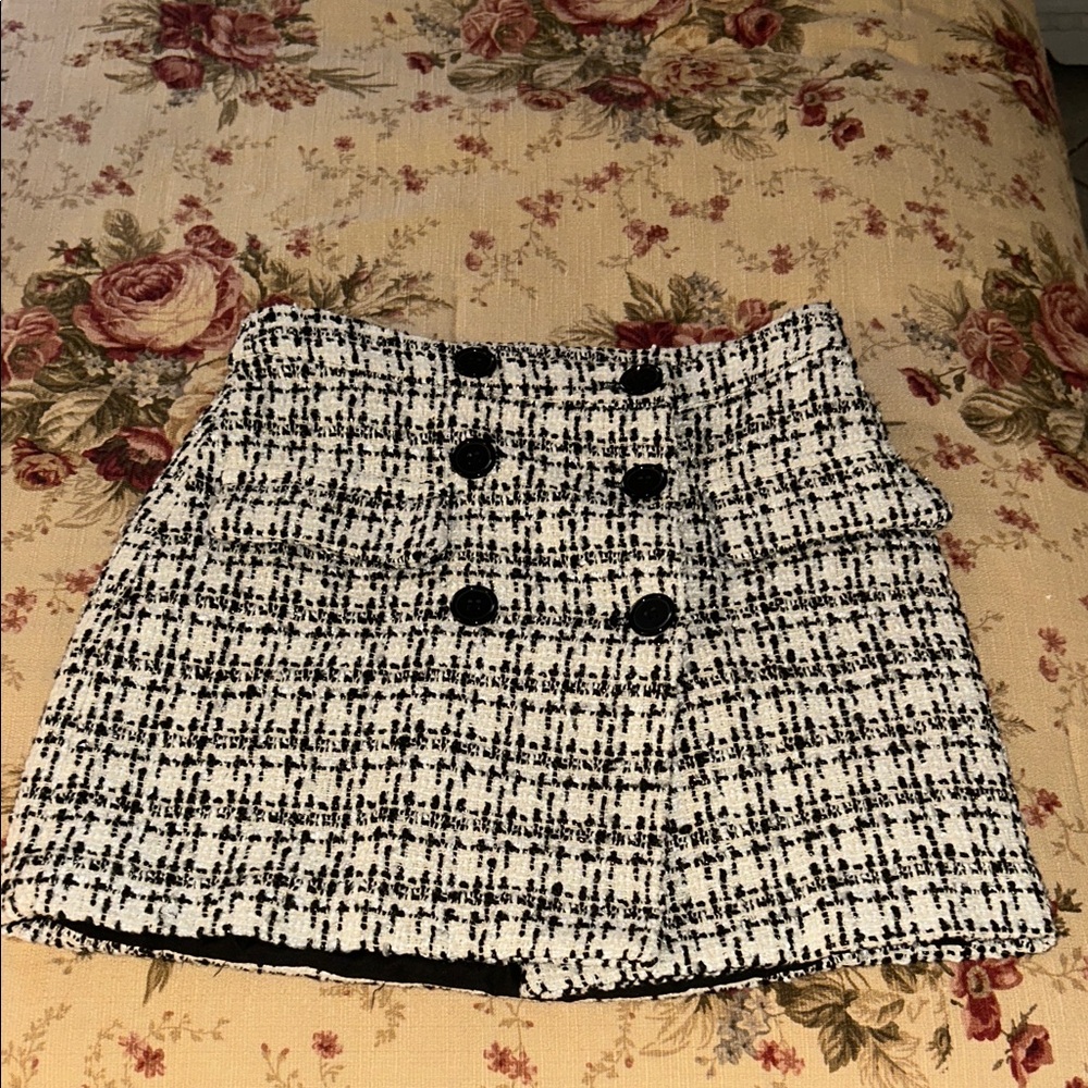 Forever 21 Black and White Tweed Mini Skirt
